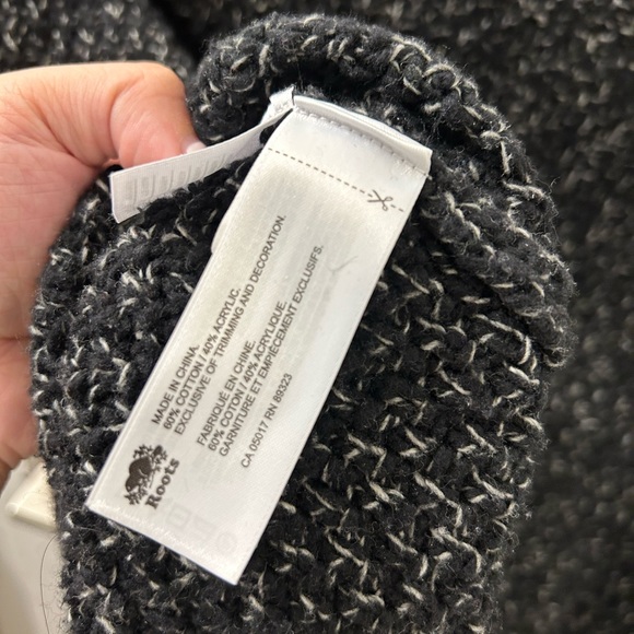 ROOTS Cable knit sweater - Picture 4 of 5